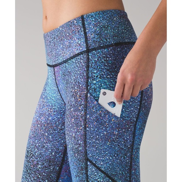 Lululemon‎ Speed Tight V Strive Multi Black RARE "Mermaid" Size 8 W5AGQS - Picture 12 of 14